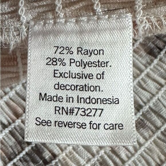 Nine West Womens Smocked Balloon 1/2 Sleeve V Neck Blouse Top Grey Floral Medium - Picture 7 of 8